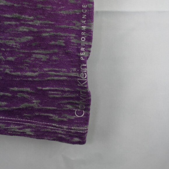 Calvin Klein Performance T Shirt Size Medium - Picture 6 of 9